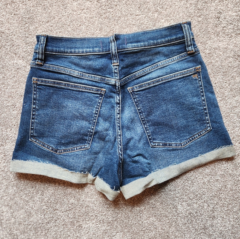 madewell high rise denim shorts - Picture 3 of 9